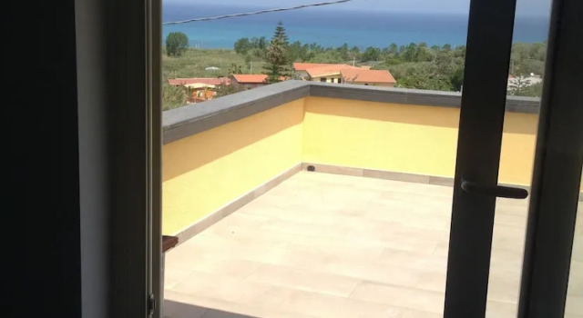 Люкс Deluxe с балконом и с видом на море B & B Il Giardino sul Mare