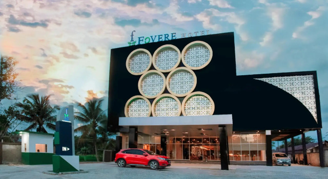Fovere Hotel Kuala Kapuas, Buchen Sie Hotel Kualakapuas 