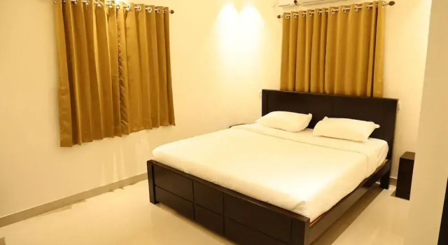 Номер Deluxe с балконом Vibha by Sri Lakshmi Homes
