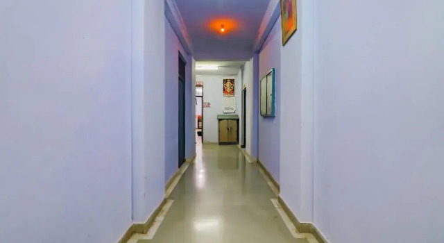 Chhaya Niketan Home Stay by OYO Rooms, Забронировать Отель Агра штат Уттар-Прадеш, рядом с Akbar's Tomb