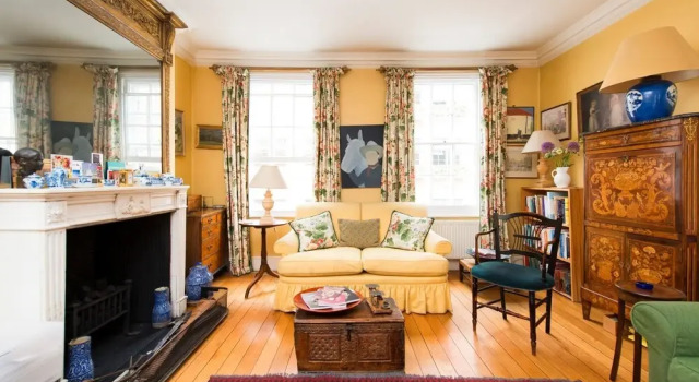 Comfortable 7BR Family Home near Buckingham Palace, Забронировать Отель Отели Англии 3 звезды, 3*