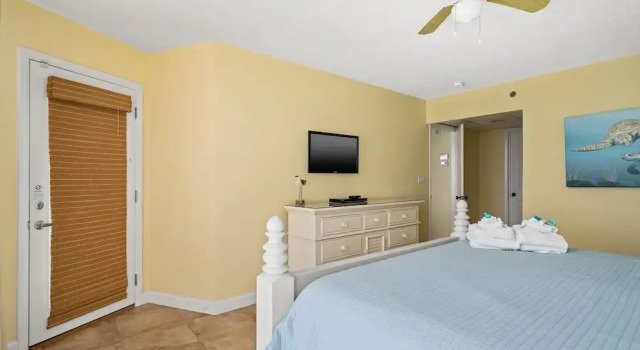 Номер Standard с балконом и с видом на океан Beautiful Long Beach Condo unit 1-1206! TWO Gulf Masters