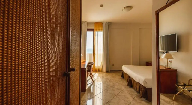 Двухместный номер Standard с видом на море Apulia Hotel Taranto Ara Solis