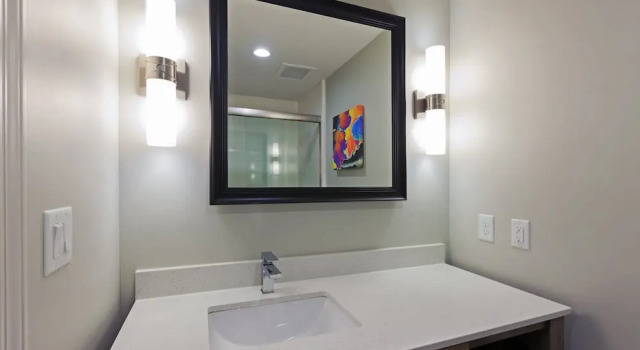 Двухместный номер Standard Holiday Inn Houston NE-Bush Airport Area by IHG