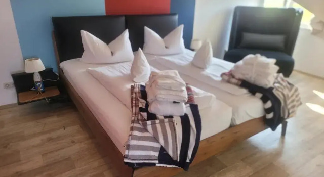 Полулюкс Hotel Aquarius