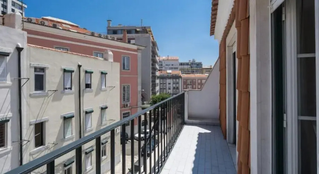 Lisbon Apartments near River, Забронировать Апартаменты/квартира Отели Лиссабона с парковкой, рядом с Порт Лиссабона, Парковка