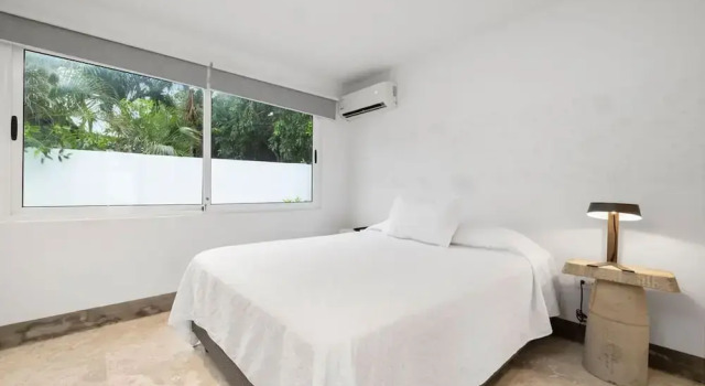 Coralina Villa 7 bed 6 Bath Pool By Marriott-ritz, Đặt Biệt thự Nhà tranh ở Palm Beach., Nhà tranh