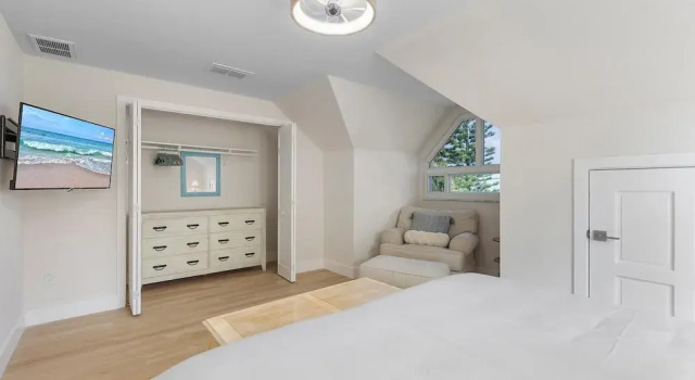 Villa Bleu 2, Забронировать Вилла Коттеджи Нью-Смирна-Бич, рядом с Баптистская церковь Бичсайд, Коттедж