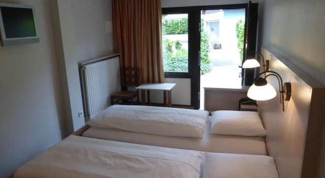 Hotel du Parc, Book Hotel Hotels in Oesling with Parking, Parking