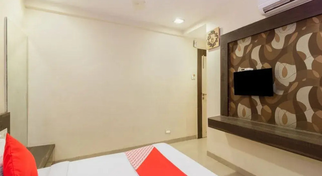 OYO 23366 Hotel Netra Sai, Забронировать Отель Отели штата Махараштры 3 звезды, 3*