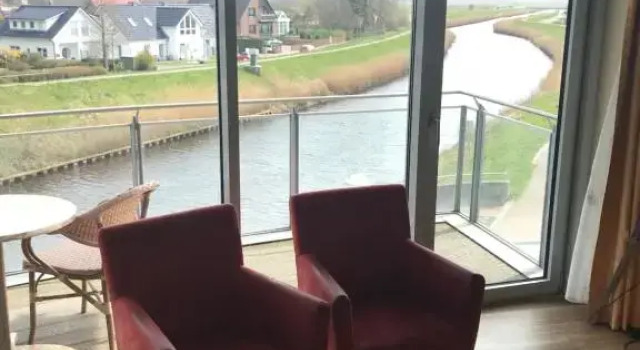 Полулюкс Hotel Benserhof Garni am Hafen