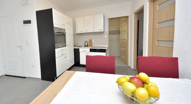 Апартаменты с 2 комнатами с видом на море Apartmani Robi i Kristina
