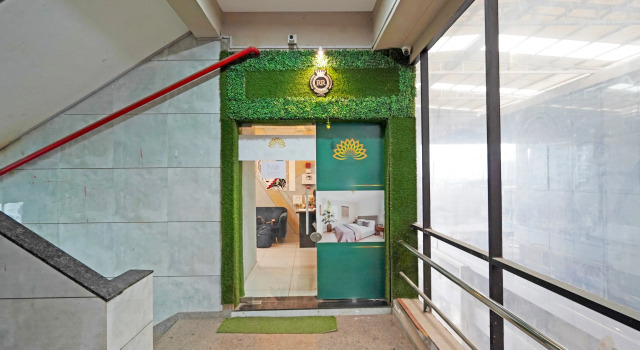 Super Hotel O Ugat Canal Surat Formerly Royal Orbit, Buchen Sie Hotel Surat Gujarat