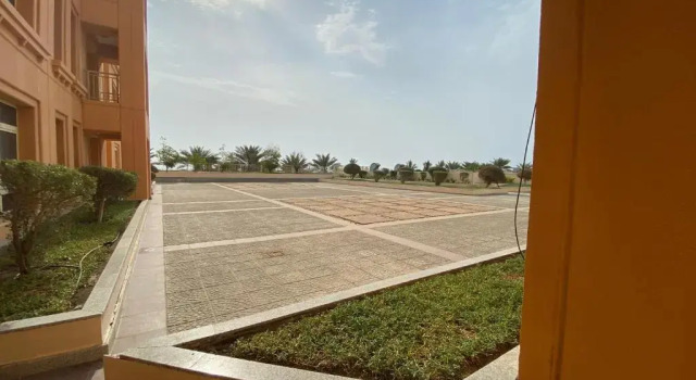 Апартаменты Deluxe 4 bedroom apt in king Abdullah economy city ابراج الشاطي