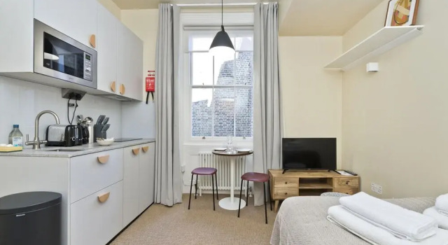 Cosy Studio in Popular NW London Area, Забронировать Отель Отели Англии 3 звезды, 3*