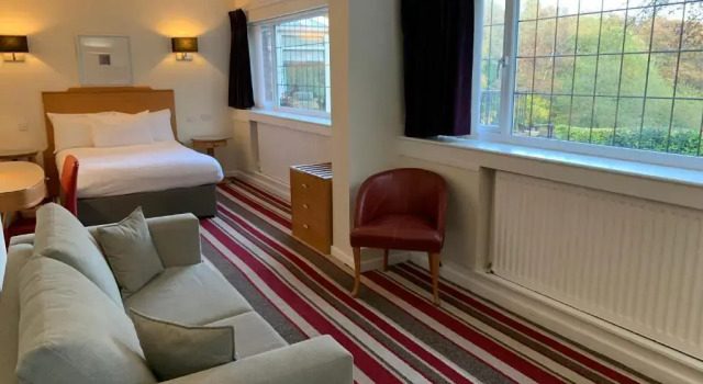 Семейный номер Standard Southcrest Manor Hotel, Best Western Signature Collection
