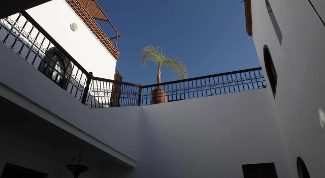 Riad ka, Забронировать Отель Отели Марракеш-Тенсифт-Эль-Хауз с парковкой, Парковка