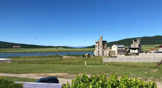 Коттедж Laguna Villa - Pool, Sauna, Events - at Bazaleti Lake