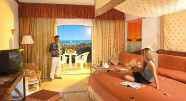 Трёхместный полулюкс Siva Grand Beach