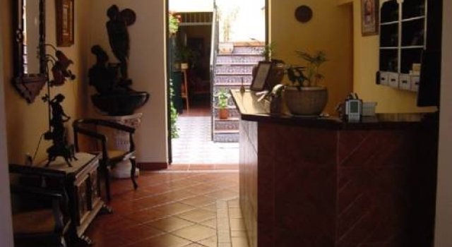 Hostal El Puerto Boutique, Забронировать Отель Чипиона Коста-де-ла-Лус, рядом с Памятник Росио Хурадо