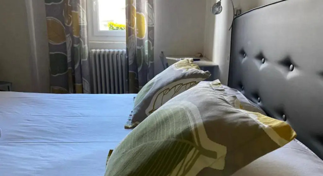 Logis Hotel Restaurant Le Grand Puech, Забронировать Отель Миме Буш-дю-Рон