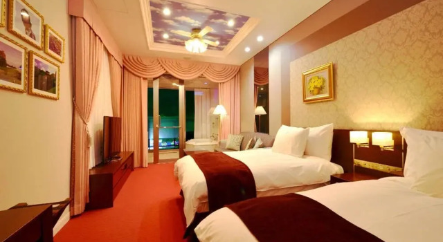 Hotel Tado Onsen, Buchen Sie Hotel Kuwana Shi 