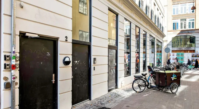 Leaves 1 - Charming Ap for 8 Persons in Central Copenhagen, Забронировать Апартаменты/квартира Копенгаген Остров Зеландия, рядом с Порт Копенгагена