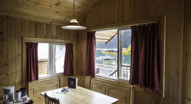 Northern Rockies Lodge, Забронировать Дом для отпуска Отели Манчо-Лейк с парковкой, Парковка