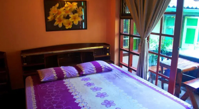 Трёхместный номер Standard с балконом Pailin Guest House