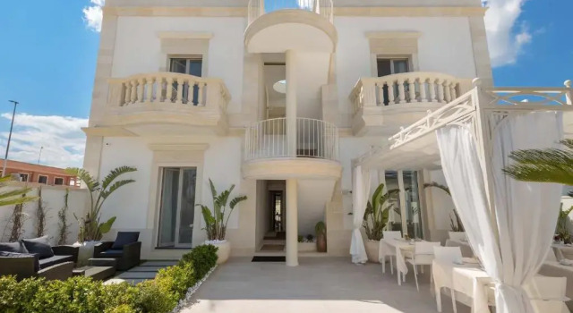 B&B Acquaviva Suite, Book Bed and Breakfast Hoteller i Diso med parkering, Parkering