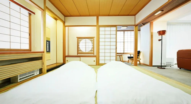 Апартаменты Executive Hostel PLEASURE MARUYAMA