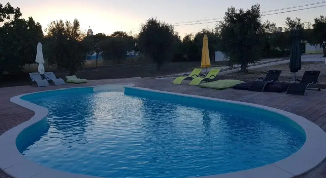 Коттедж Oliveira Country House