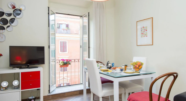 Locazione turistica Regina's House - St Peter, Prenota Appartamento Vaticano Prati Roma