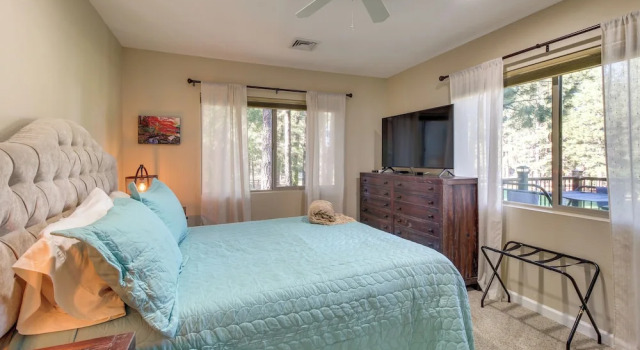 Dog-friendly Home on Pinetop Lakes Course!, Book Hotel Pinetop Arizona