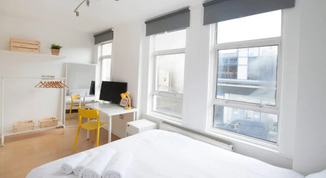 272&294 Franciscan Road Rooms&Studios by EveryWhere to Sleep London, Rezervasyon Bed and Breakfast Merseyside ucuz oteller