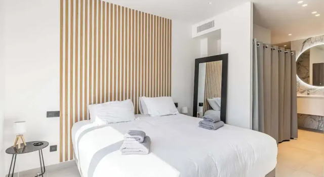 Modern Villa with Heated Pool and Garden, Rezervasyon Villa Sophia Antipolis havuzlu oteller, Yüzme Havuzu