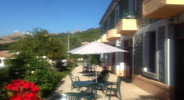 Двухместный номер Standard с видом на сад Hotel Les Calanques