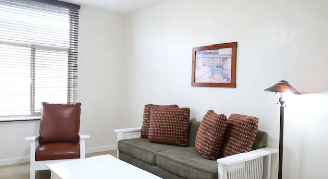 Четырёхместный люкс Hotel Carmel Santa Monica