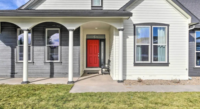 Alluring Home w/ Fire Pit < 1/2 Mi to Oit!, Book Feriehus Klamath Falls Oregon