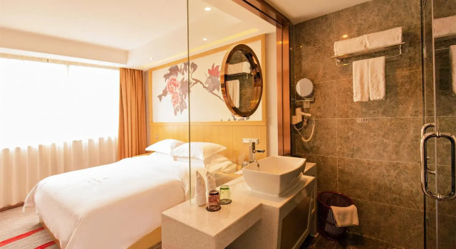 Двухместный номер Standard XingHe Hotel East Railway Branch