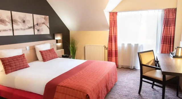 Двухместный номер Standard B&B HOTEL Mons Centre
