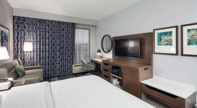 Двухместный номер Study Hampton Inn Louisville Northeast