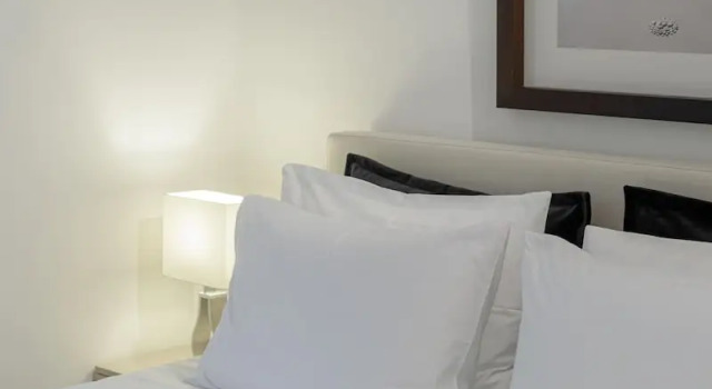 Вилла Luxury с 4 комнатами рядом с пляжем Luxurious Beachfront Villa Maira