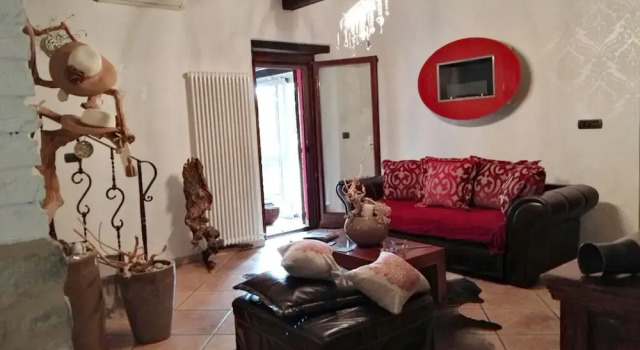 House With 2 Bedrooms in Cupramontana, With Enclosed Garden and Wifi -, Book Feriehus  