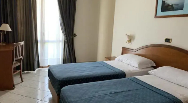 Двухместный номер Standard HR Hotel & Spa