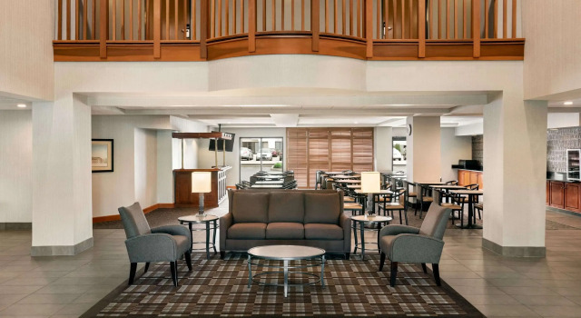 Wingate by Wyndham Cincinnati Blue Ash, Buchen Sie Hotel Blue Ash Ohio