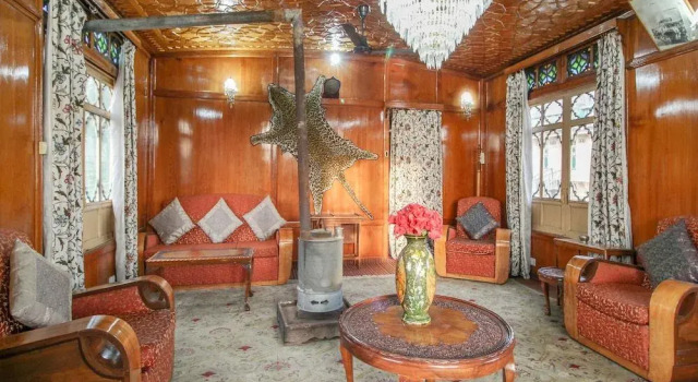 Oyo 14629 Ibrahim Group Of Houseboats, Забронировать Отель Сринагар Jammu & Kashmir Ski