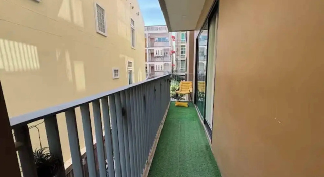 Bright Corner Condo - Rooftop Pool With Sea Views