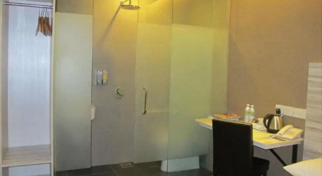 Люкс Hotel Austin Paradise - Pulai Utama