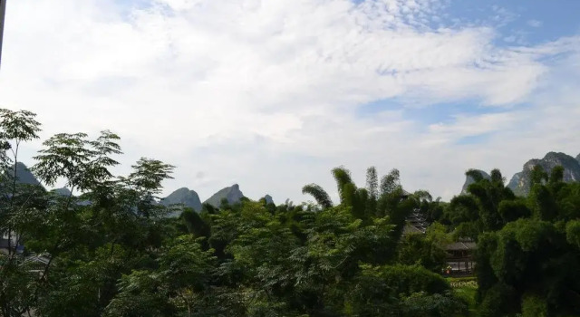Yangshuo Qiqi Guesthouse, Prenota Hotel Hotel a Yangshuo con parcheggio, Parcheggio